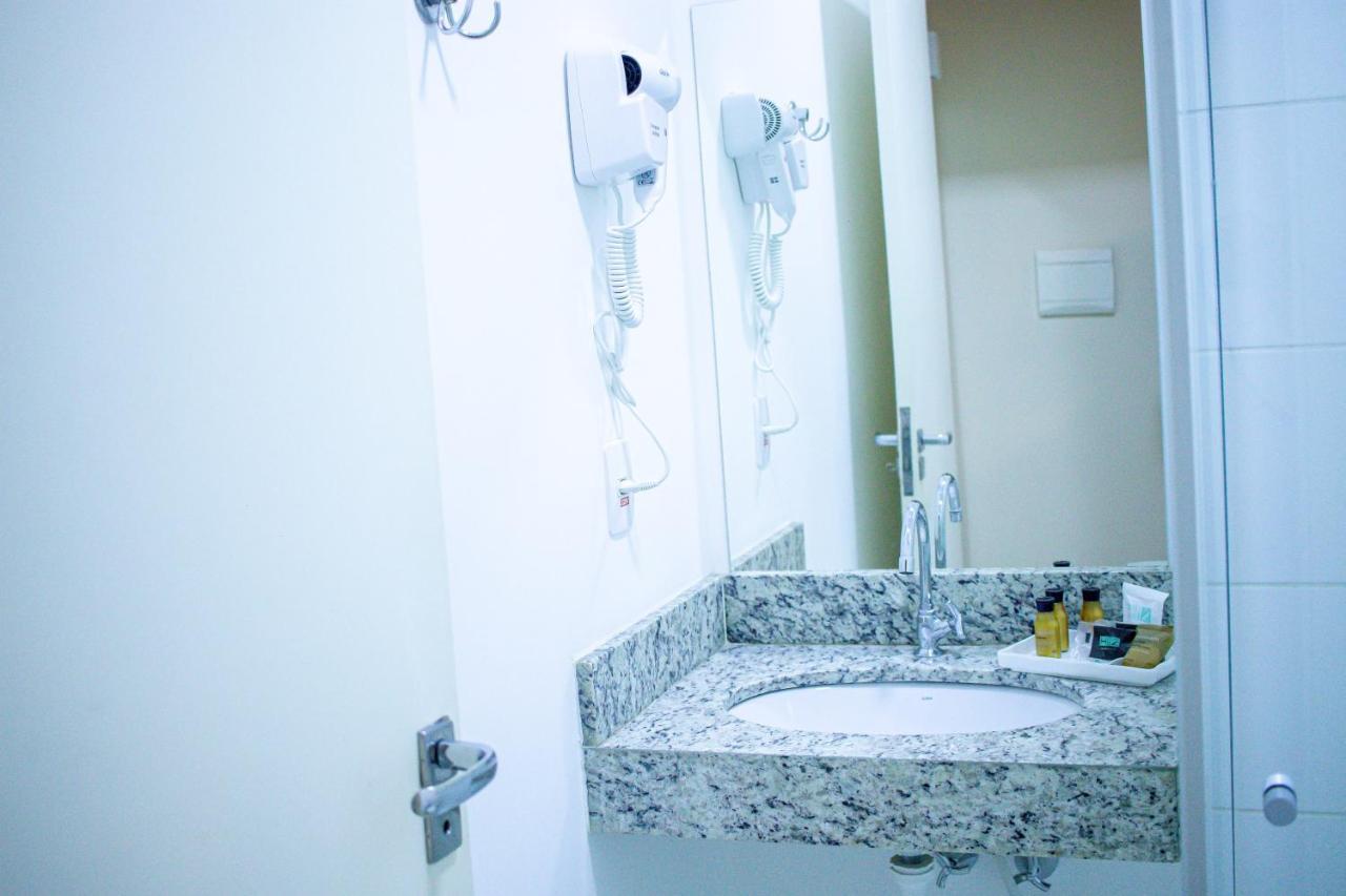 Hotel H2 Congonhas Экстерьер фото Bathroom